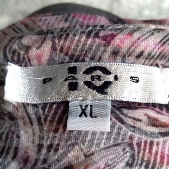 PARIS I Q Womens Sz XL Top, Roushing on one side and Other side Slants down. - Picture 6 of 7